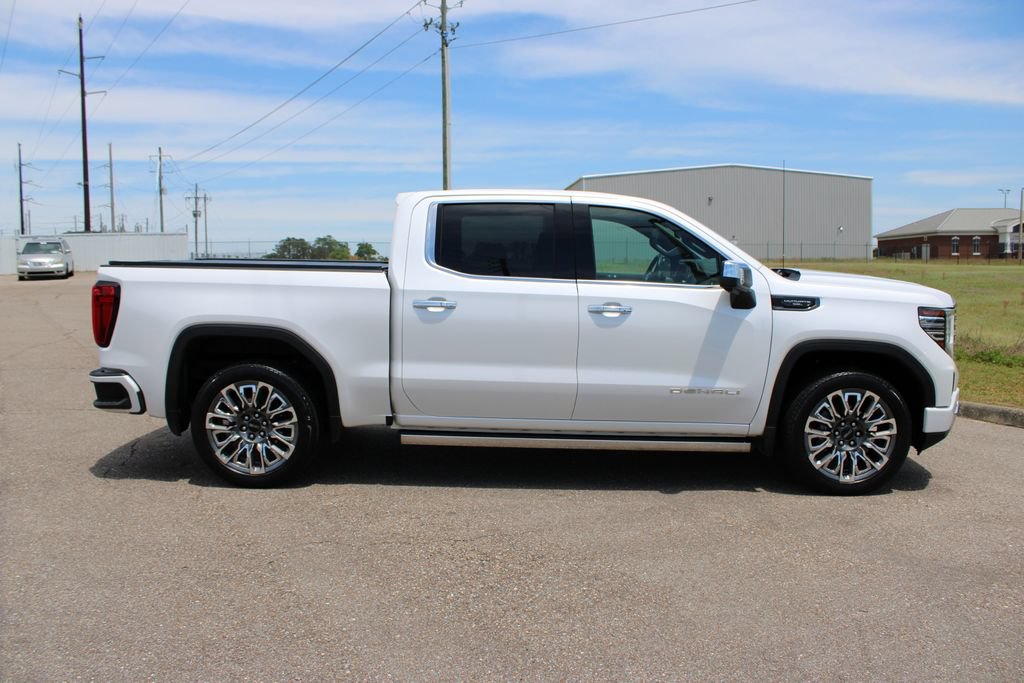 Used 2023 GMC Sierra 1500 Denali Ultimate AWD/4WD image 20