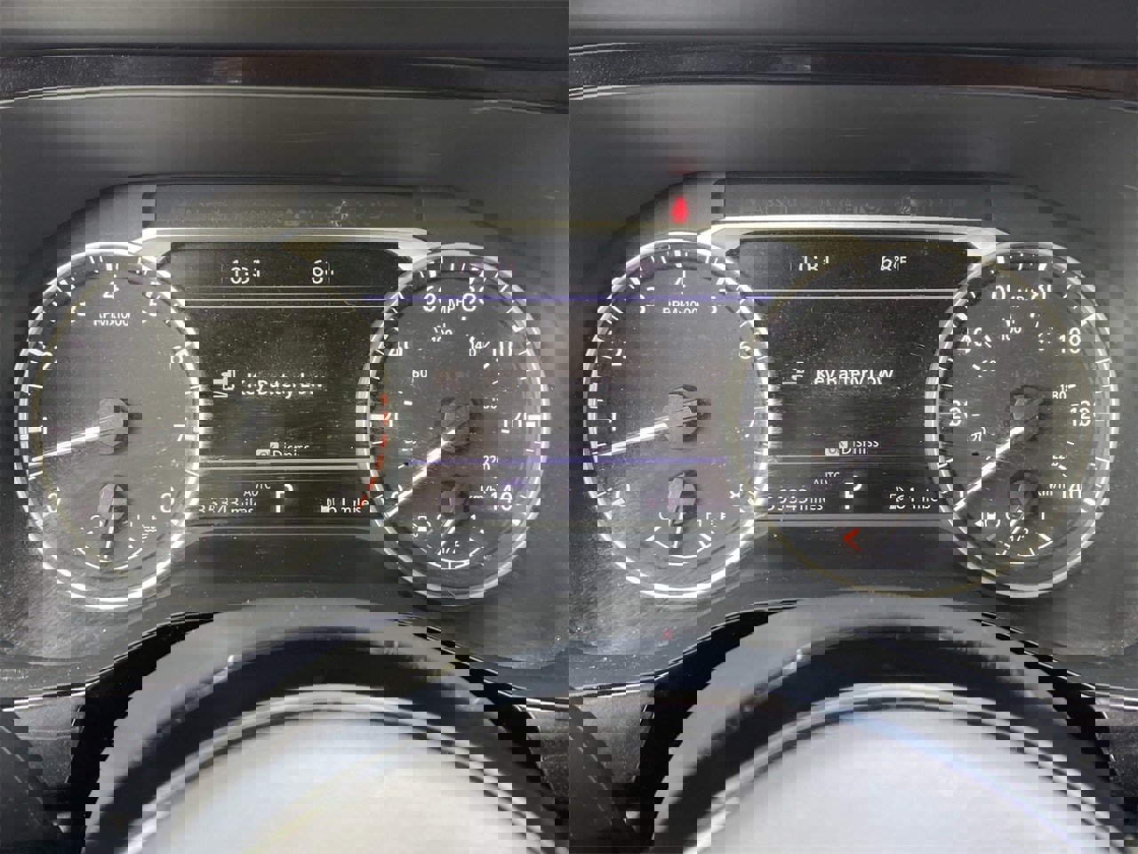 Used 2022 Nissan Pathfinder SL w/ Lighting Package (N92) image 34