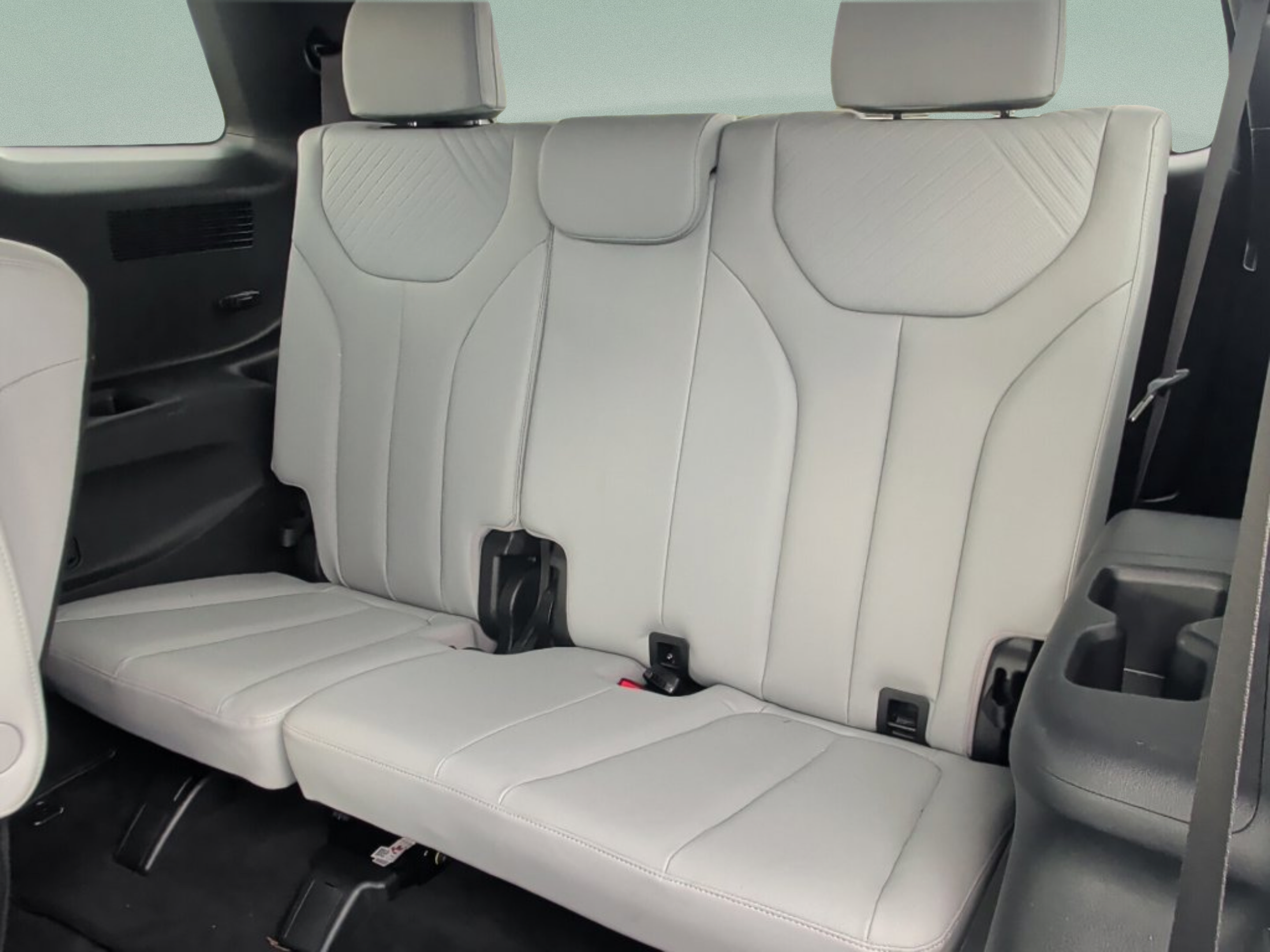 Used 2024 Hyundai Palisade SEL FWD image 38