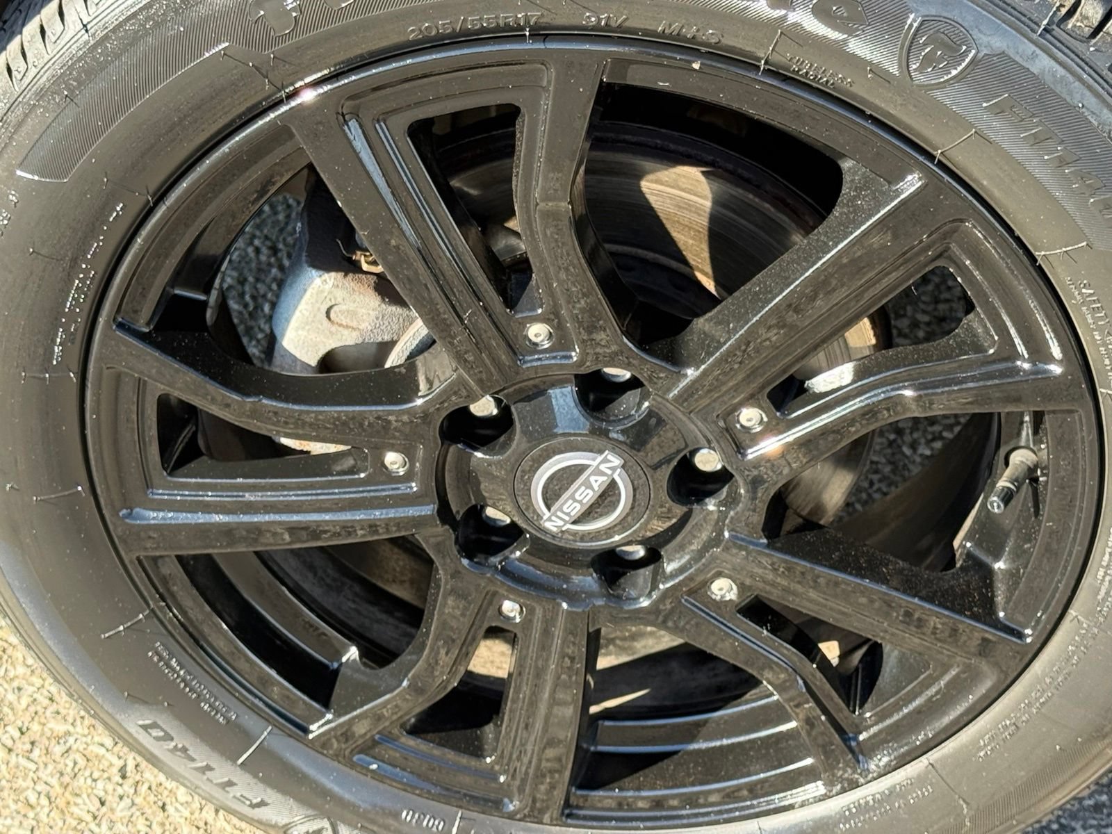 Used 2023 Nissan Kicks SR w/ SR Premium Package FWD image 12