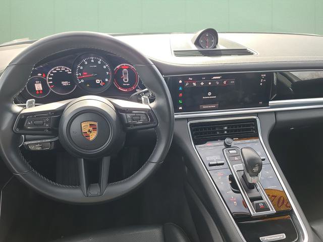 Used 2022 Porsche Panamera 4 Platinum Edition image 25