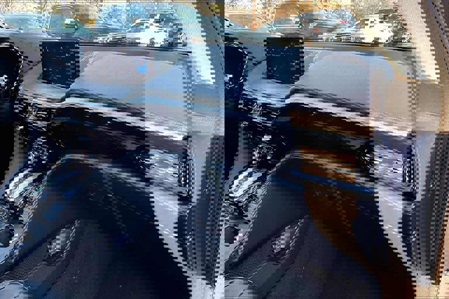 Used 2023 Acura MDX SH-AWD w/ Technology Package image 17