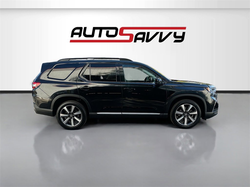 Used 2023 Honda Pilot Elite image 8