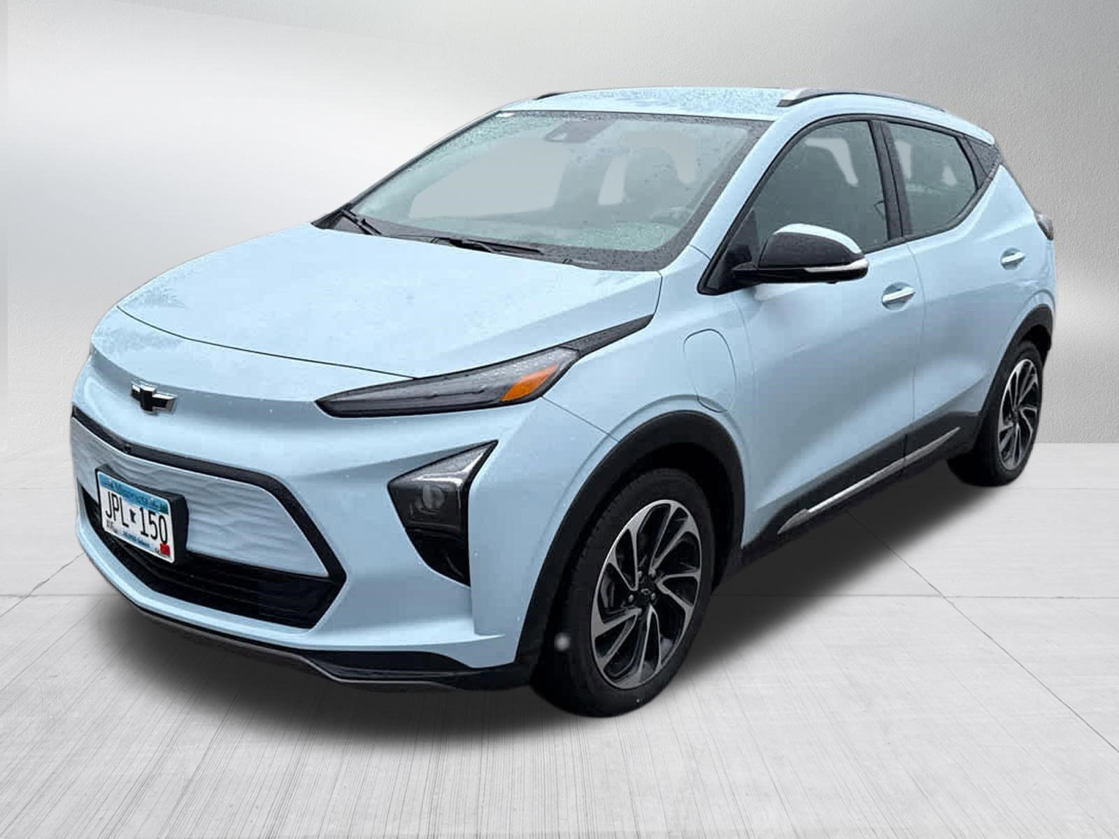 Used 2023 Chevrolet Bolt EUV Premier image 3