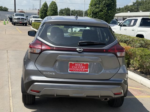 Used 2024 Nissan Kicks S FWD image 6