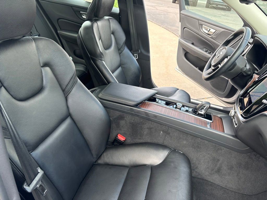Certified 2023 Volvo S60 B5 Plus w/ Climate Package AWD/4WD image 33