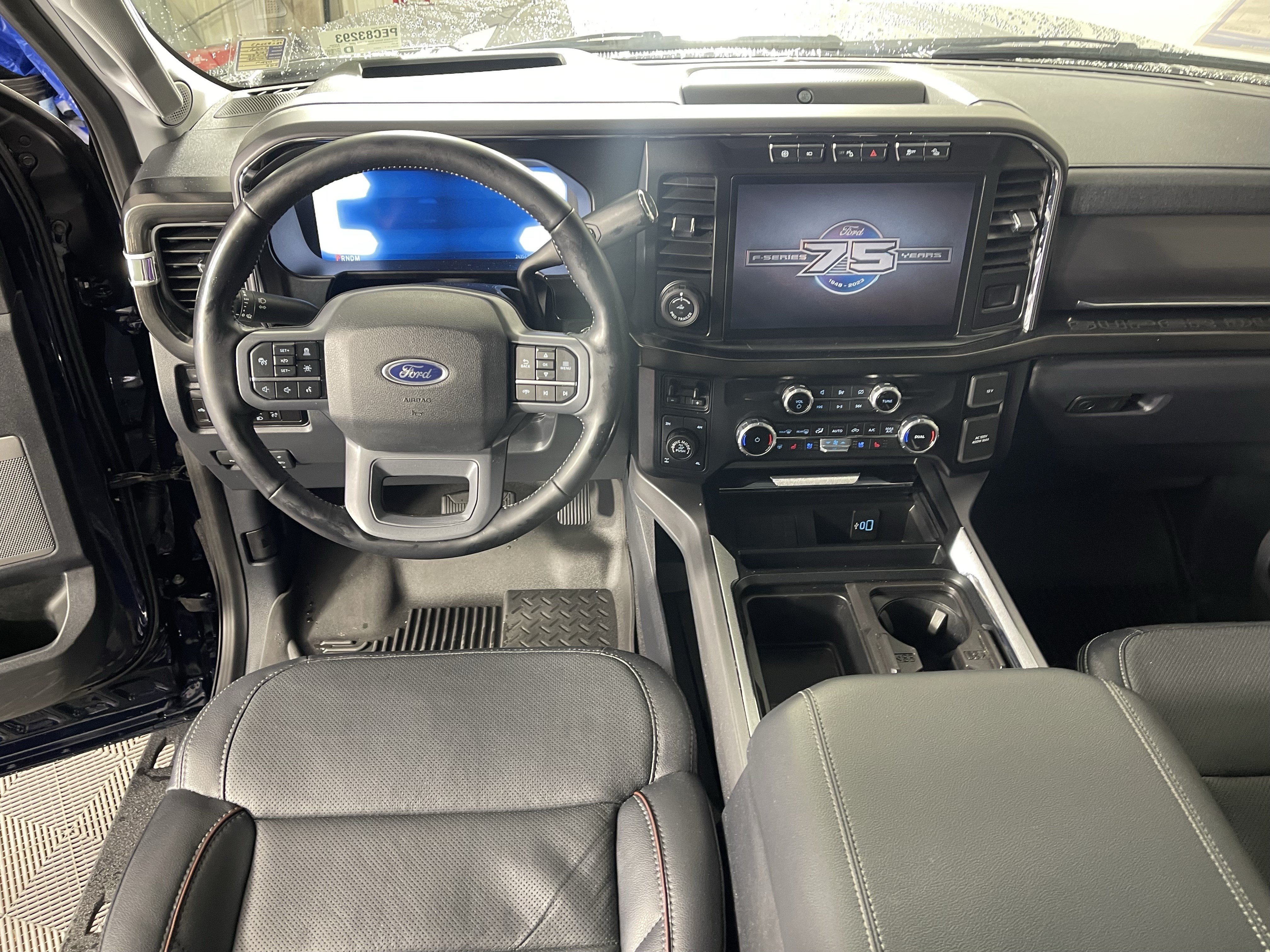 Used 2023 Ford F250 Lariat w/ Lariat Ultimate Package AWD/4WD image 10