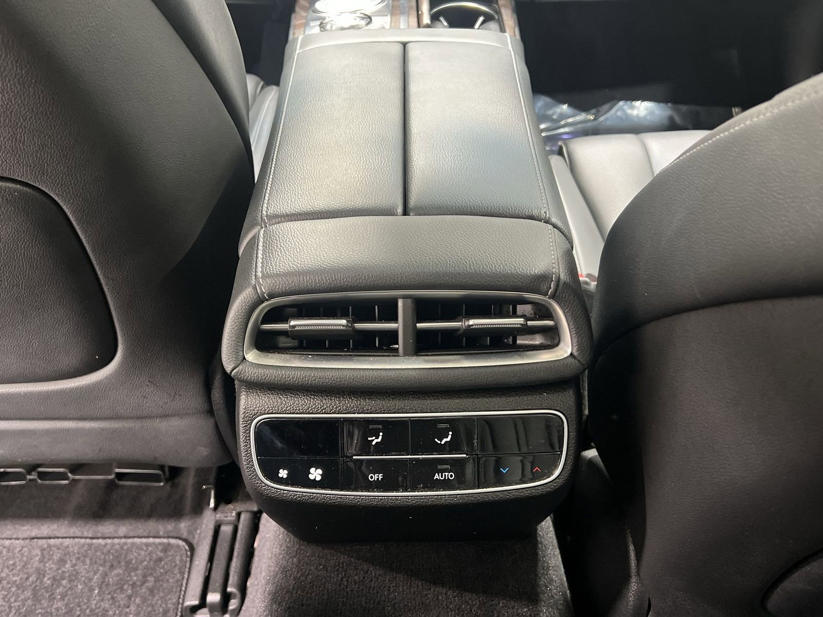 Used 2021 Genesis G80 2.5T w/ Advanced Package image 21