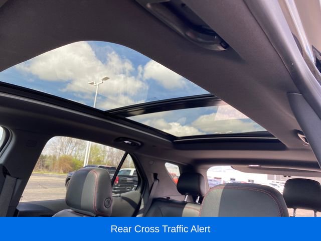 Certified 2023 Chevrolet Equinox RS w/ RS Leather Package image 15