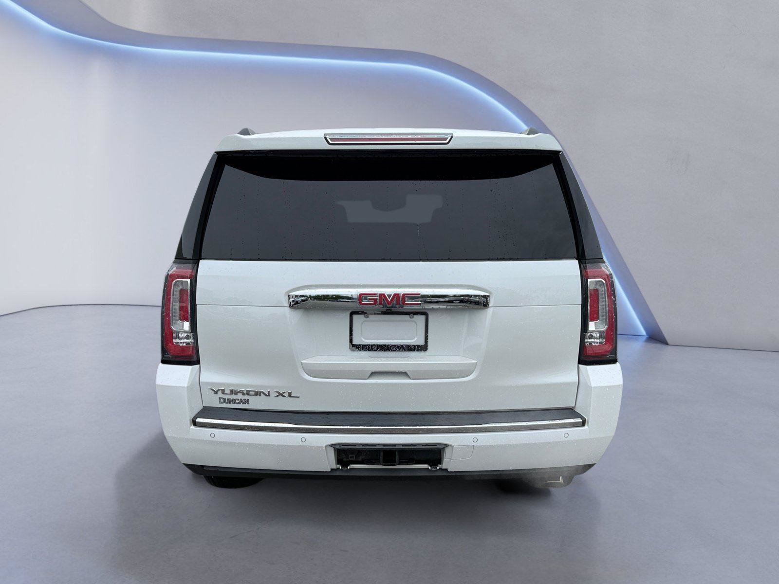 Used 2019 GMC Yukon XL Denali w/ Denali Ultimate Package AWD/4WD image 4