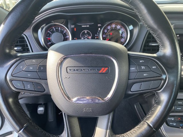 Used 2023 Dodge Challenger SXT image 15