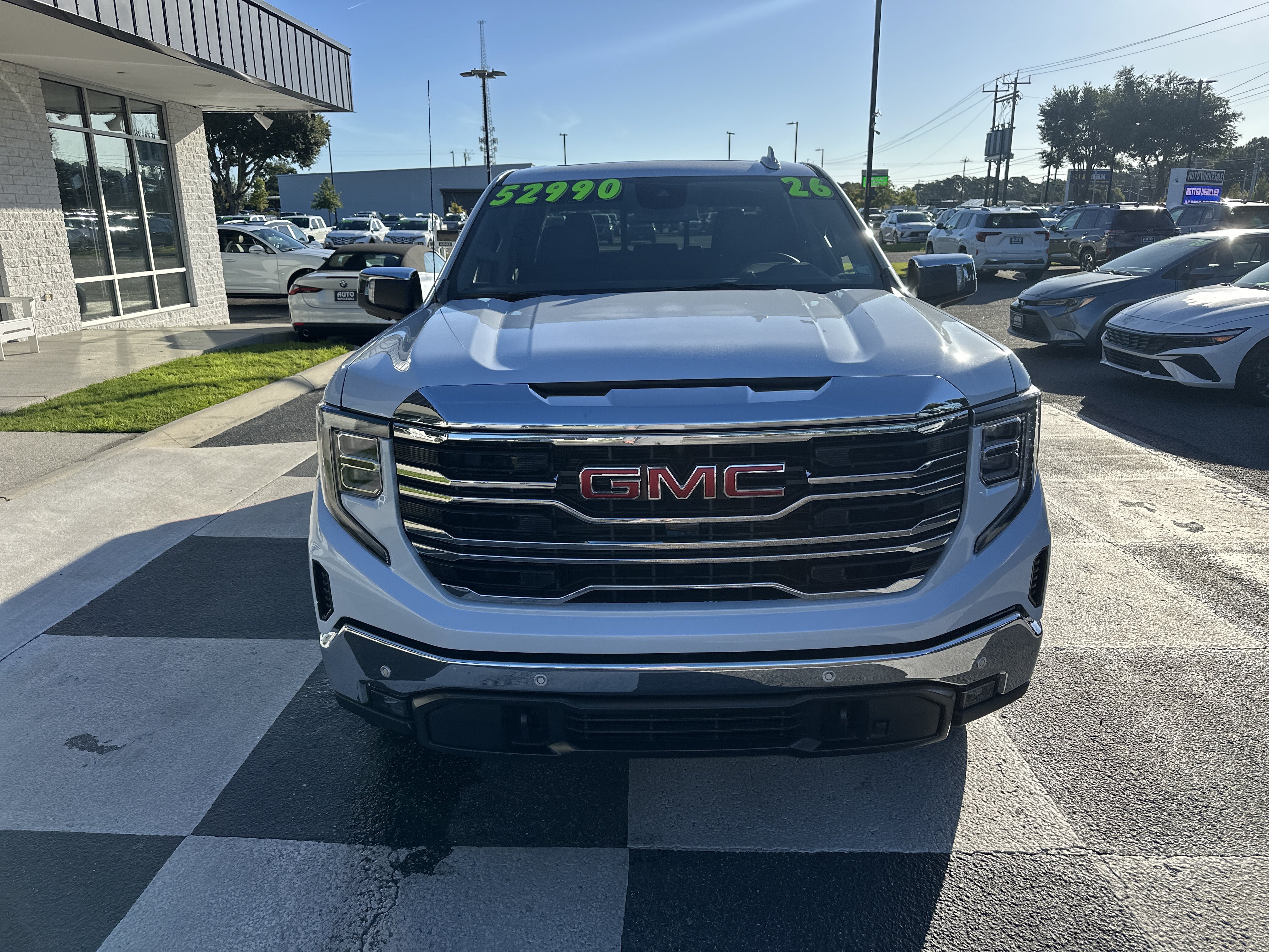 Used 2026 GMC Sierra 1500 SLT w/ SLT Premium Plus Package AWD/4WD image 4