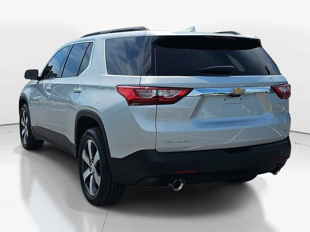 Used 2021 Chevrolet Traverse LT w/ LT Premium Package FWD image 8