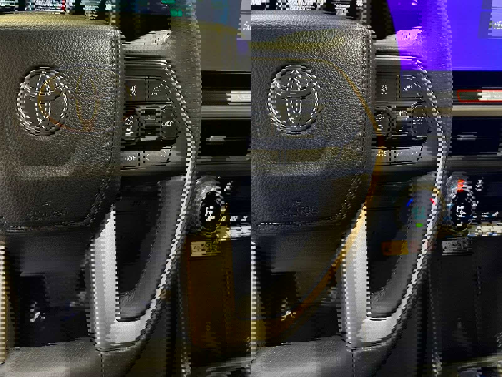 Certified 2025 Toyota 4Runner Limited image 20