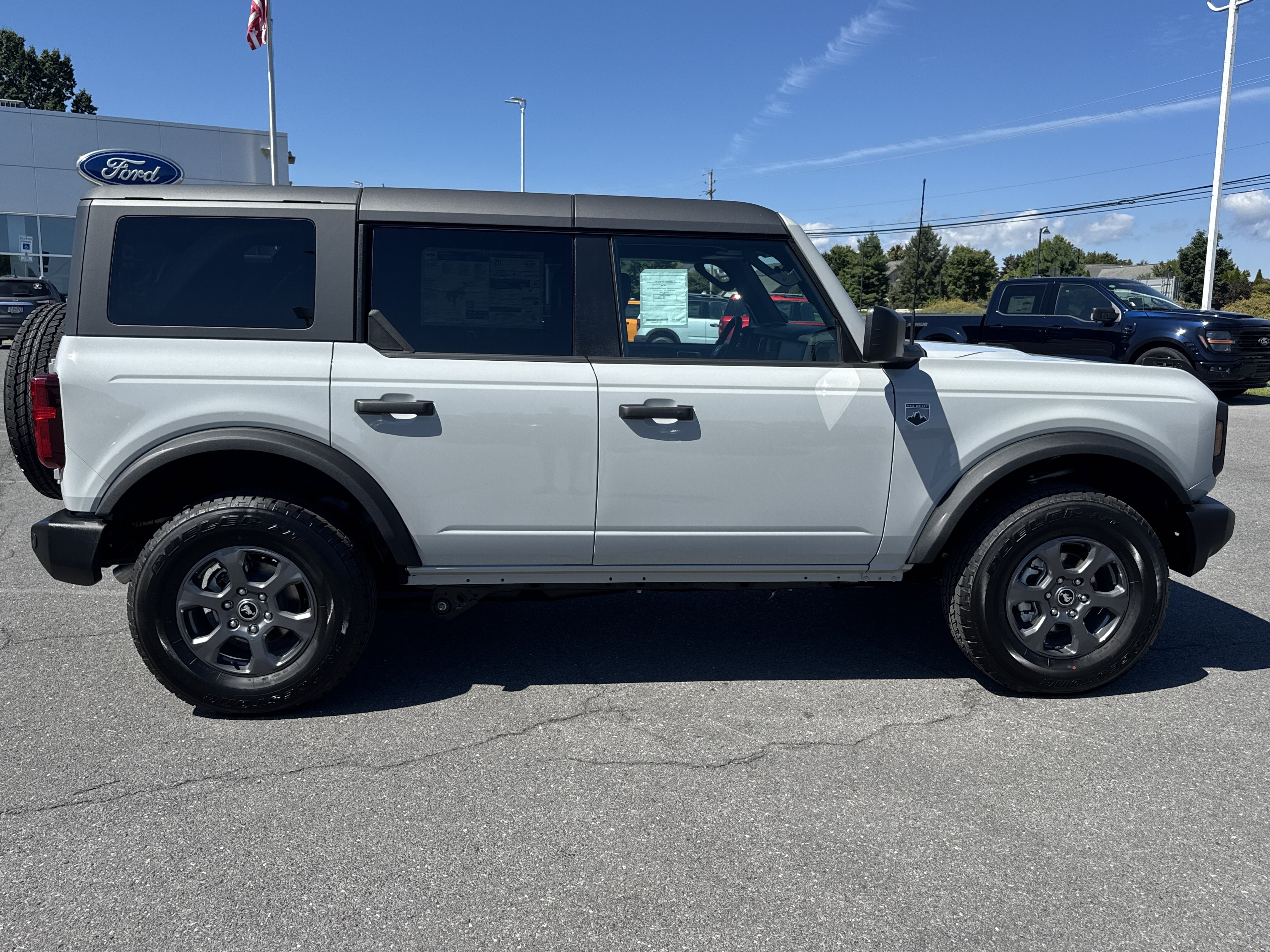 New 2026 Ford Bronco Big Bend AWD/4WD image 2