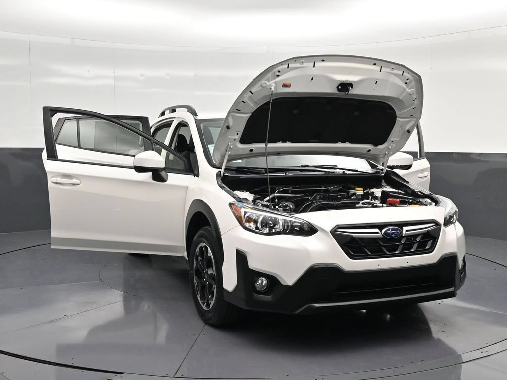 Used 2023 Subaru Crosstrek 2.0i Premium AWD/4WD image 32
