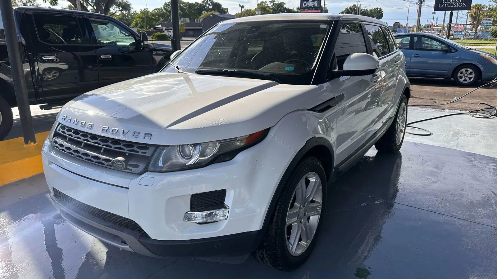 Used 2014 Land Rover Range Rover Evoque Pure Plus image 1