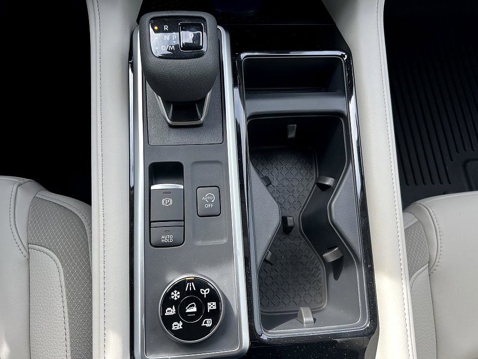 New 2026 Nissan Pathfinder SL image 21