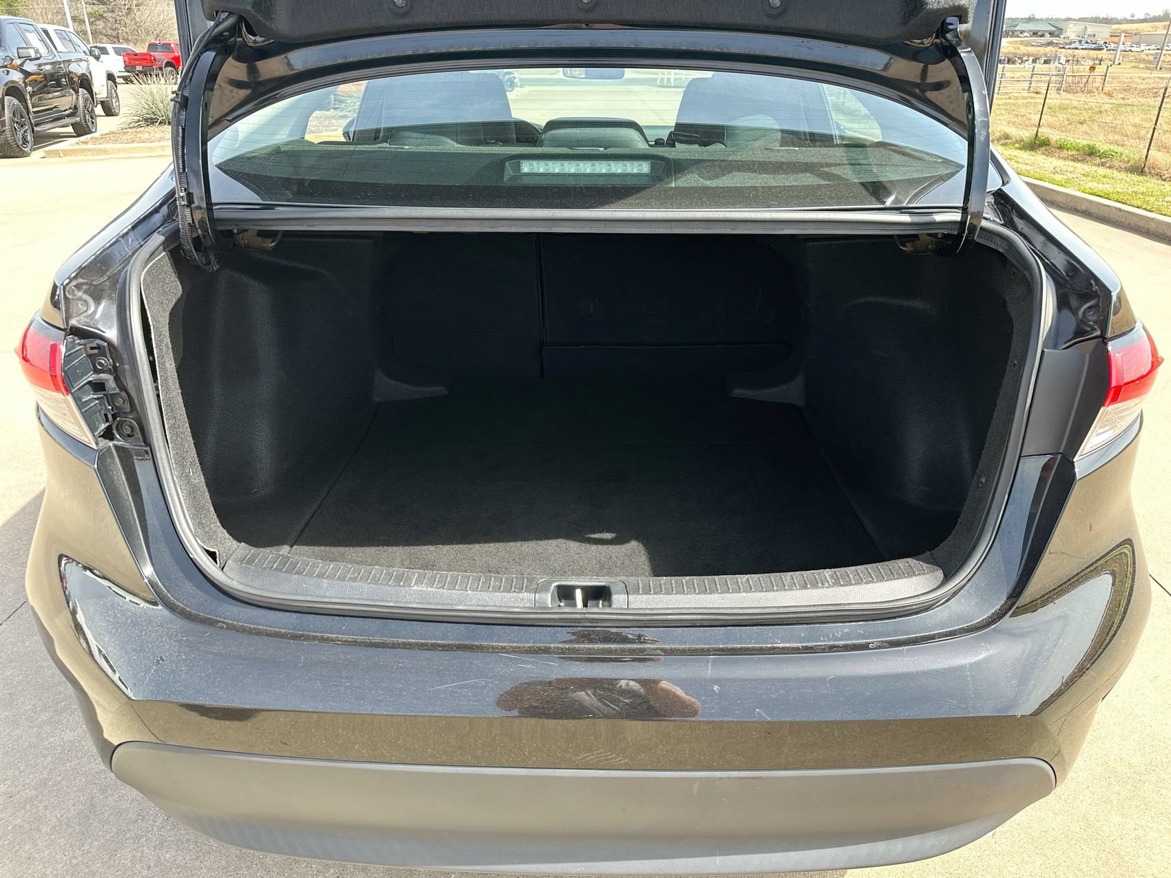 Used 2024 Toyota Corolla LE FWD image 22