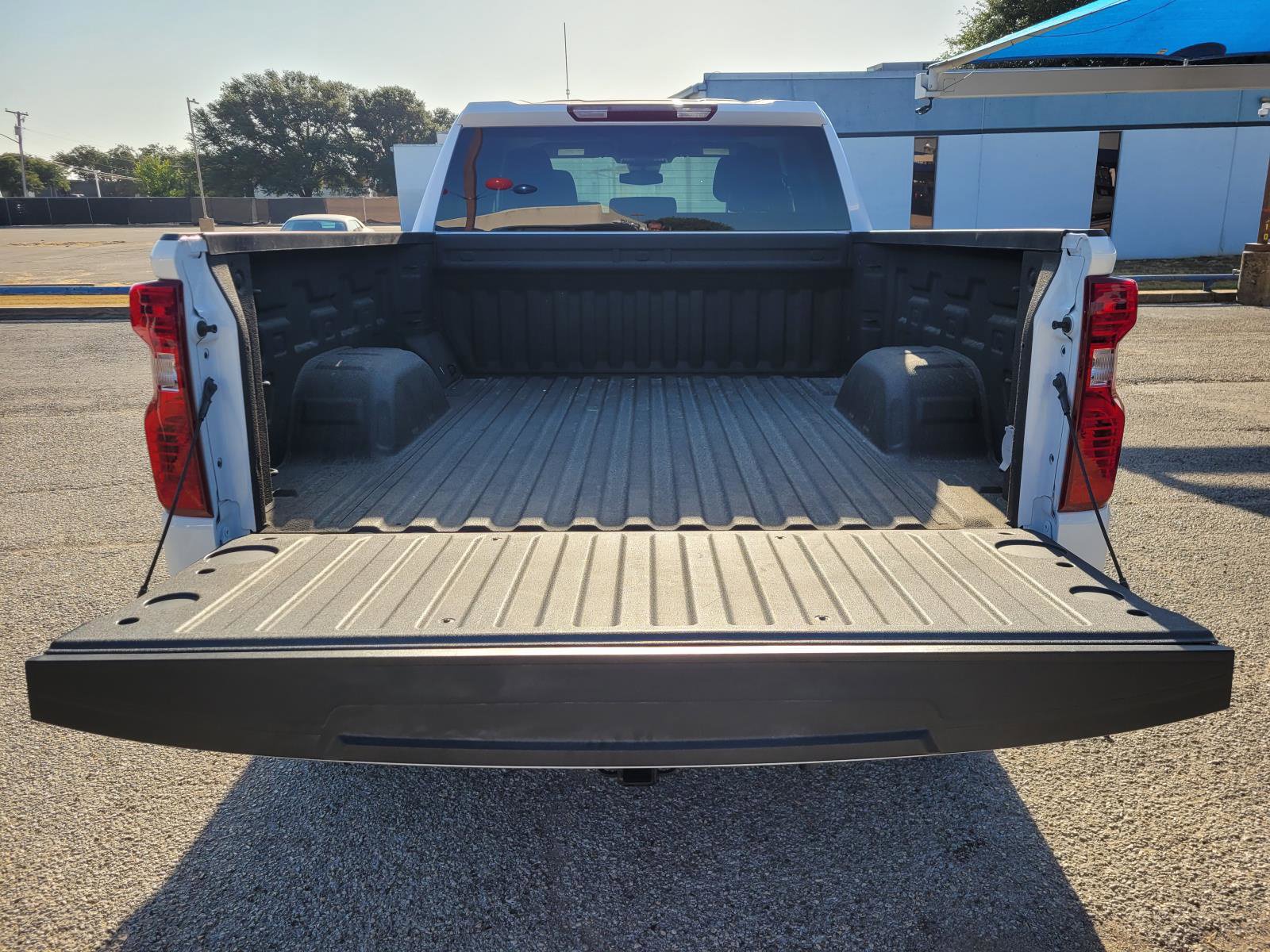 Used 2023 Chevrolet Silverado 1500 Custom RWD image 12