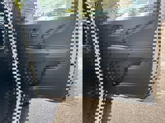 New 2026 GMC Canyon Elevation w/ Convenience Package image 40