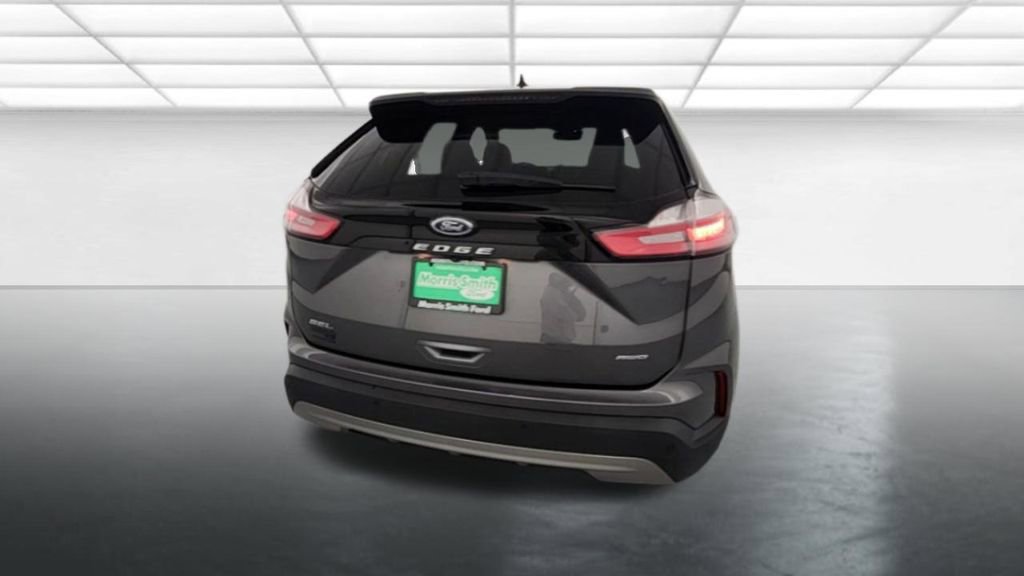 Used 2023 Ford Edge SEL w/ Convenience Package image 7