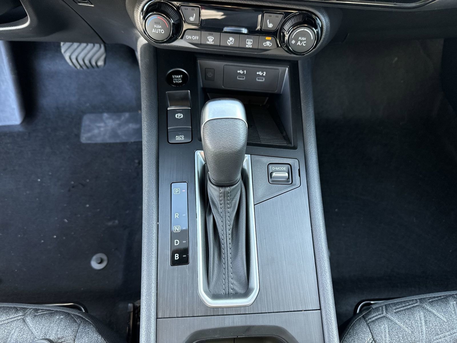 New 2026 Nissan Kicks SV w/ SV Premium Package image 18