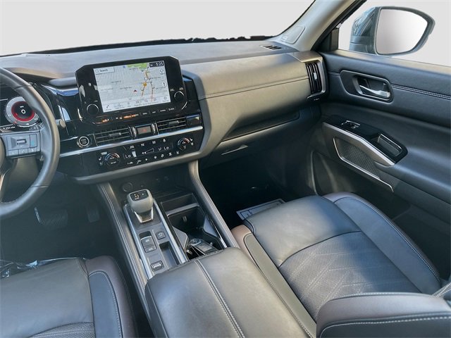 Used 2024 Nissan Pathfinder Platinum w/ Cargo Package image 20