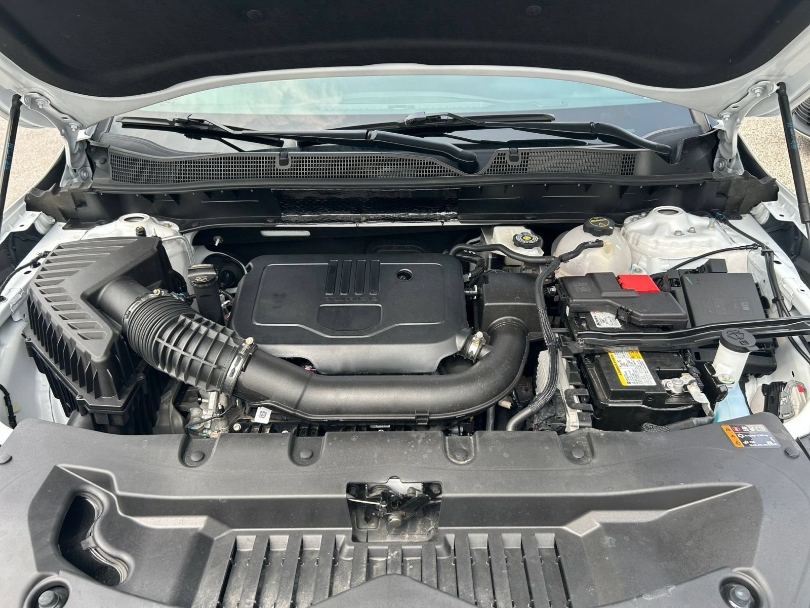 Used 2025 Chevrolet Blazer LT FWD image 26