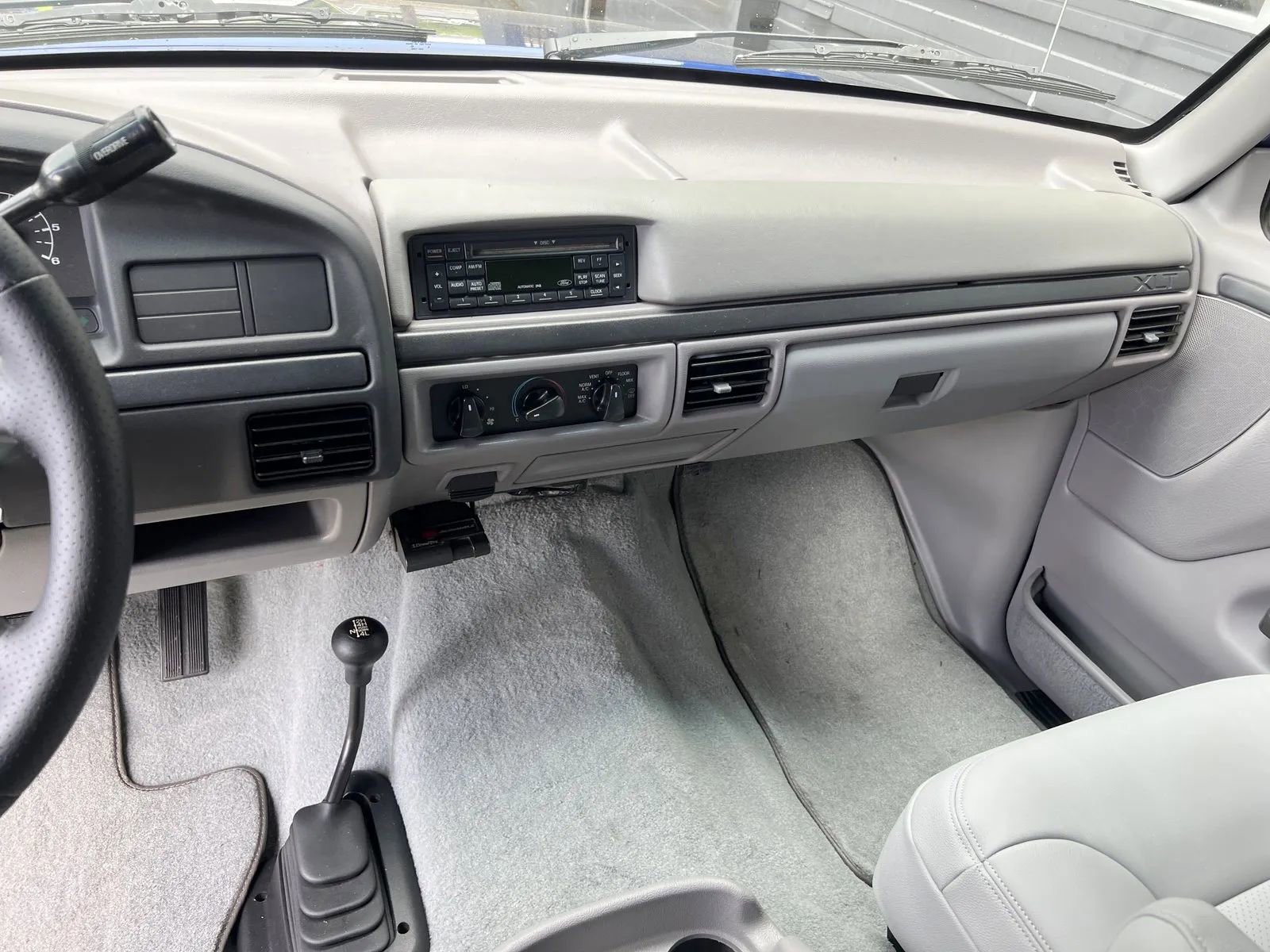Used 1996 Ford Bronco AWD/4WD image 17