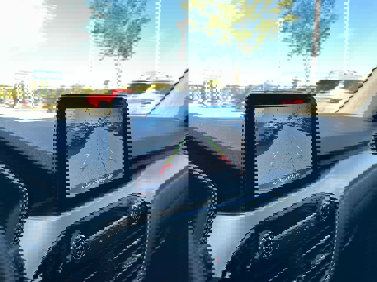 Used 2020 Ford Escape SE image 32