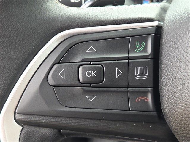 Used 2024 Jeep Grand Cherokee Altitude image 25
