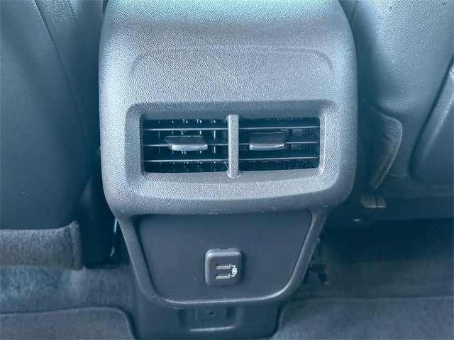 Used 2023 GMC Terrain SLT image 21