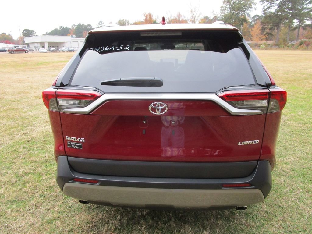 Used 2025 Toyota RAV4 Limited image 8