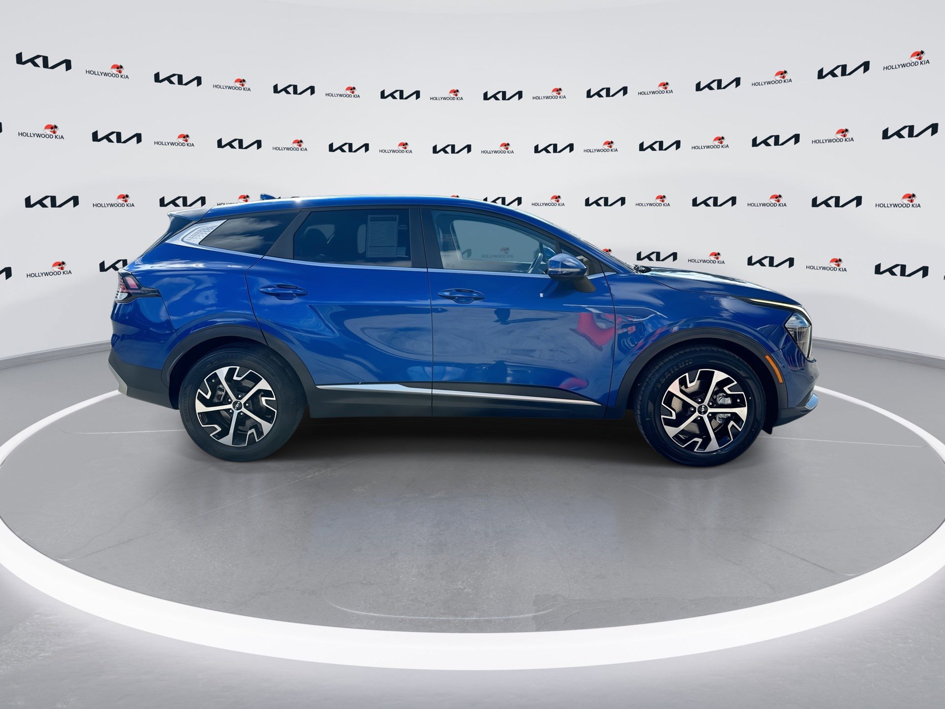 Certified 2023 Kia Sportage EX FWD image 9