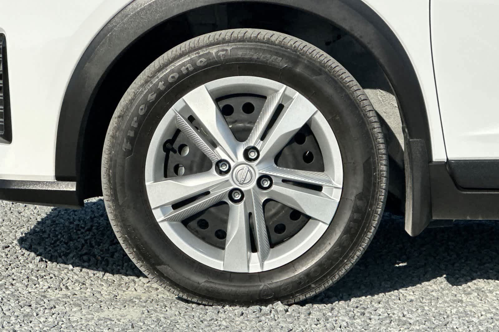 Certified 2025 Nissan Kicks Play S FWD image 34