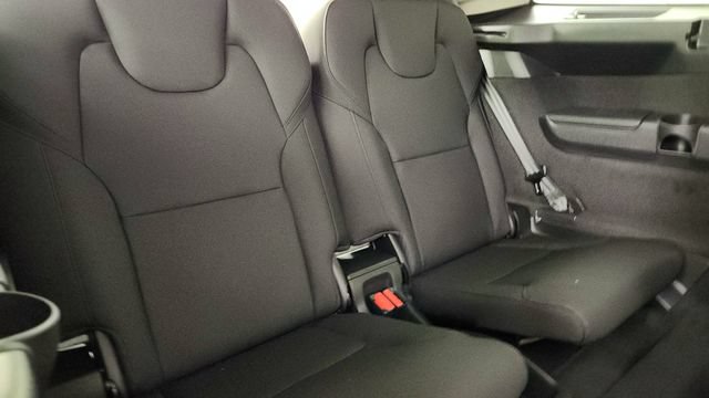 New 2026 Volvo XC90 T8 Plus w/ Protection Package Premier AWD/4WD image 34