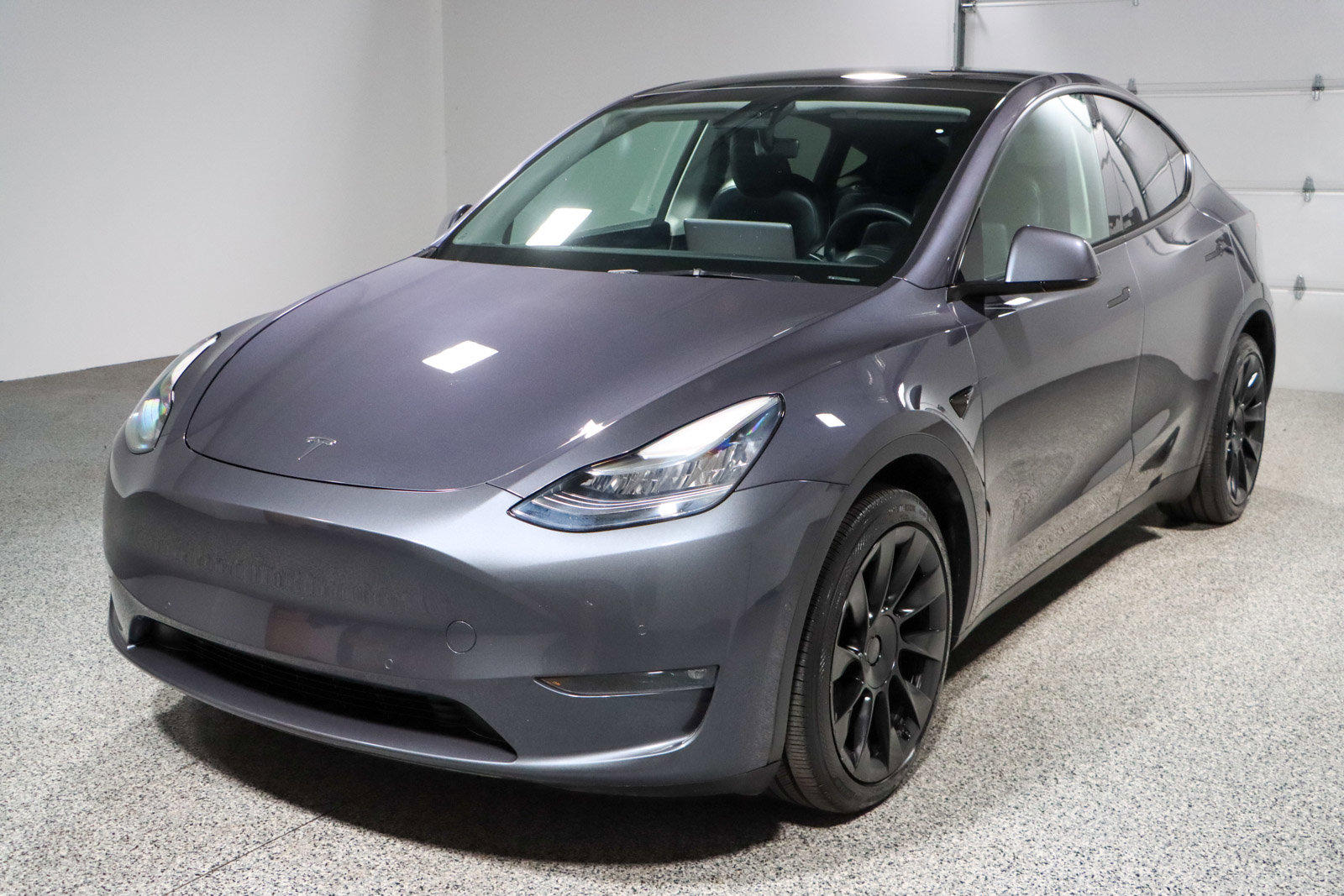 Used 2021 Tesla Model Y Long Range image 26