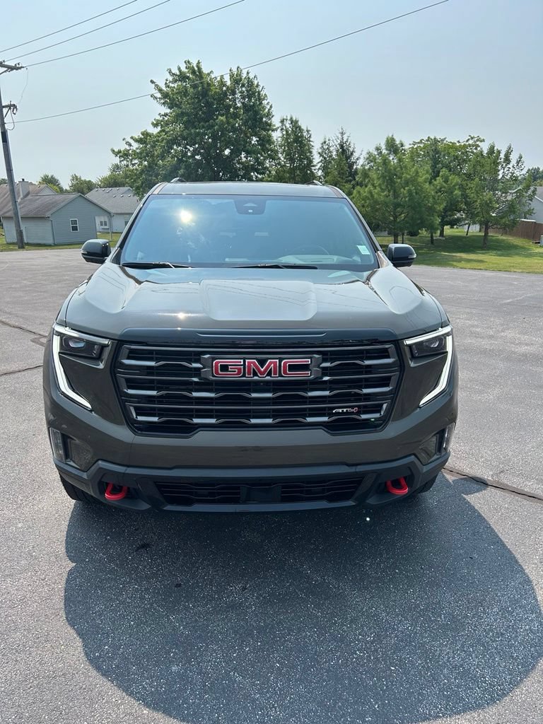 Used 2025 GMC Acadia AT4 AWD/4WD image 2