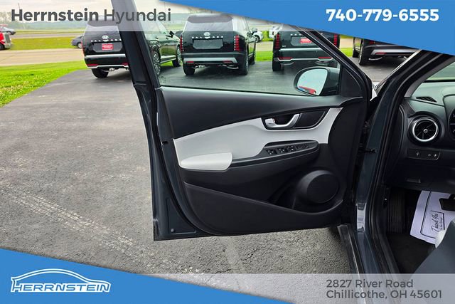 Used 2023 Hyundai Kona SEL w/ Convenience Package AWD/4WD image 12