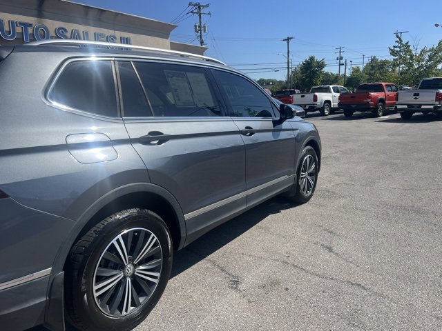 Used 2018 Volkswagen Tiguan SEL image 9