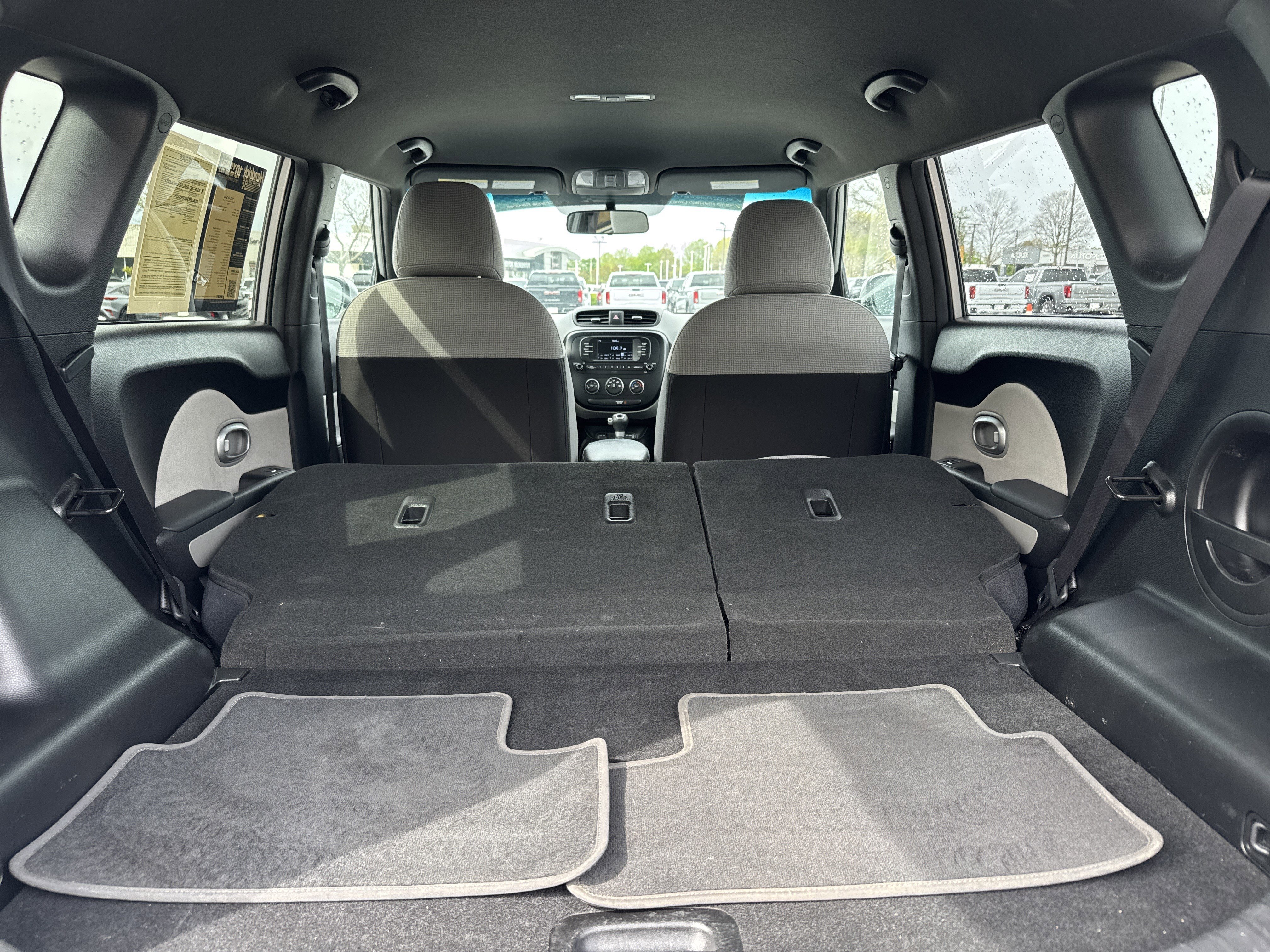 Used 2018 Kia Soul image 31