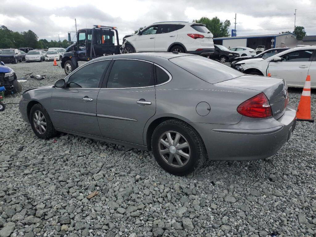 Used 2007 Buick LaCrosse CXL w/ Driver Confidence Package image 2