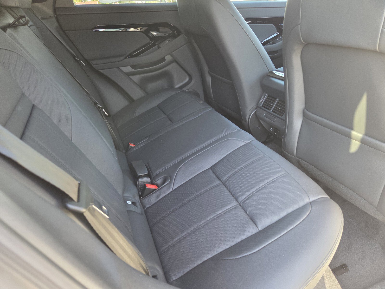 New 2026 Land Rover Range Rover Evoque S image 5