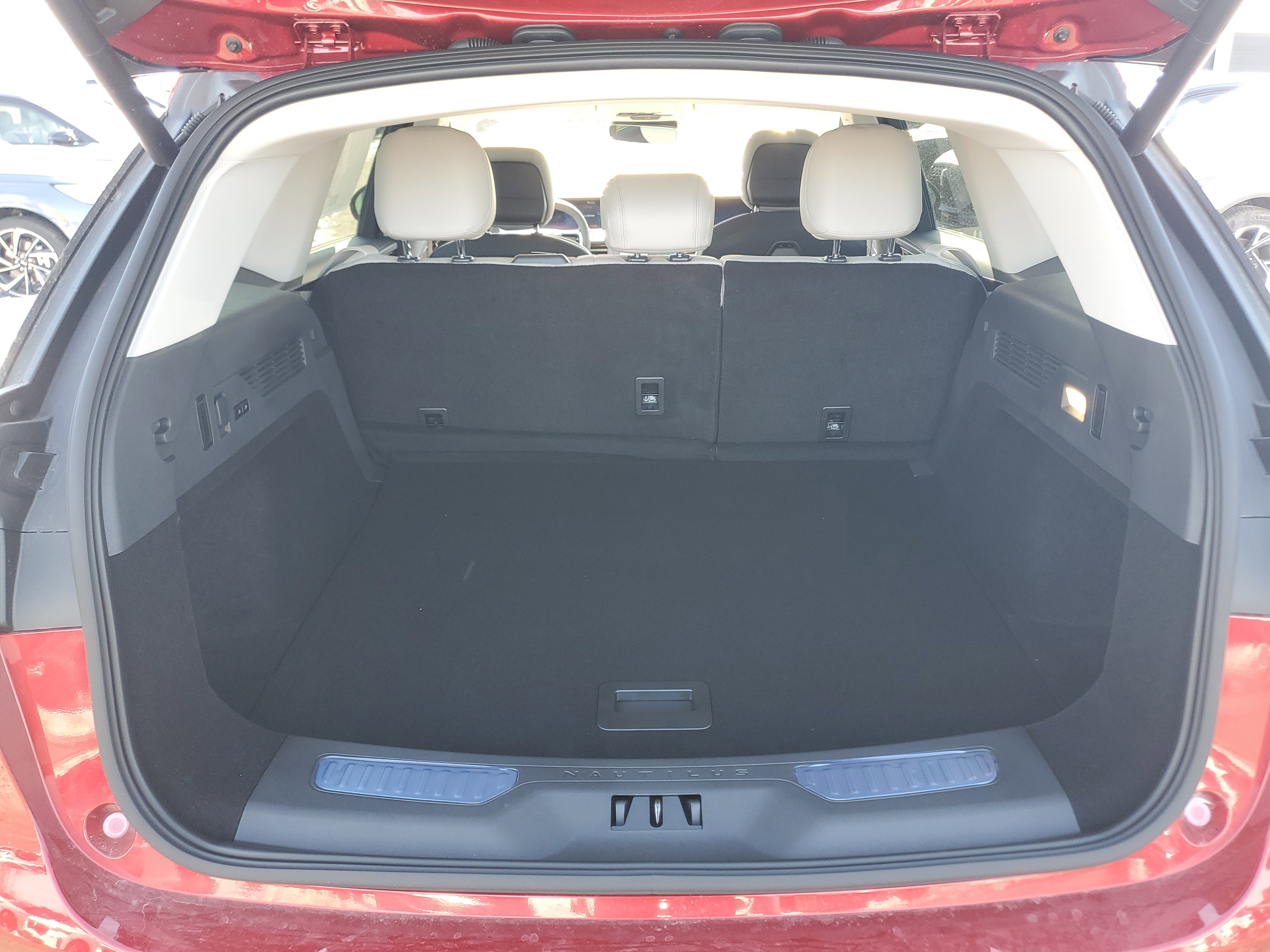 New 2026 Lincoln Nautilus Premier image 29