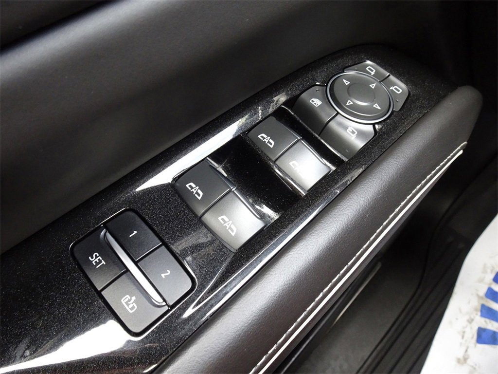 Used 2022 Cadillac Escalade ESV Premium Luxury Platinum w/ LPO, Floor Liner Package image 25