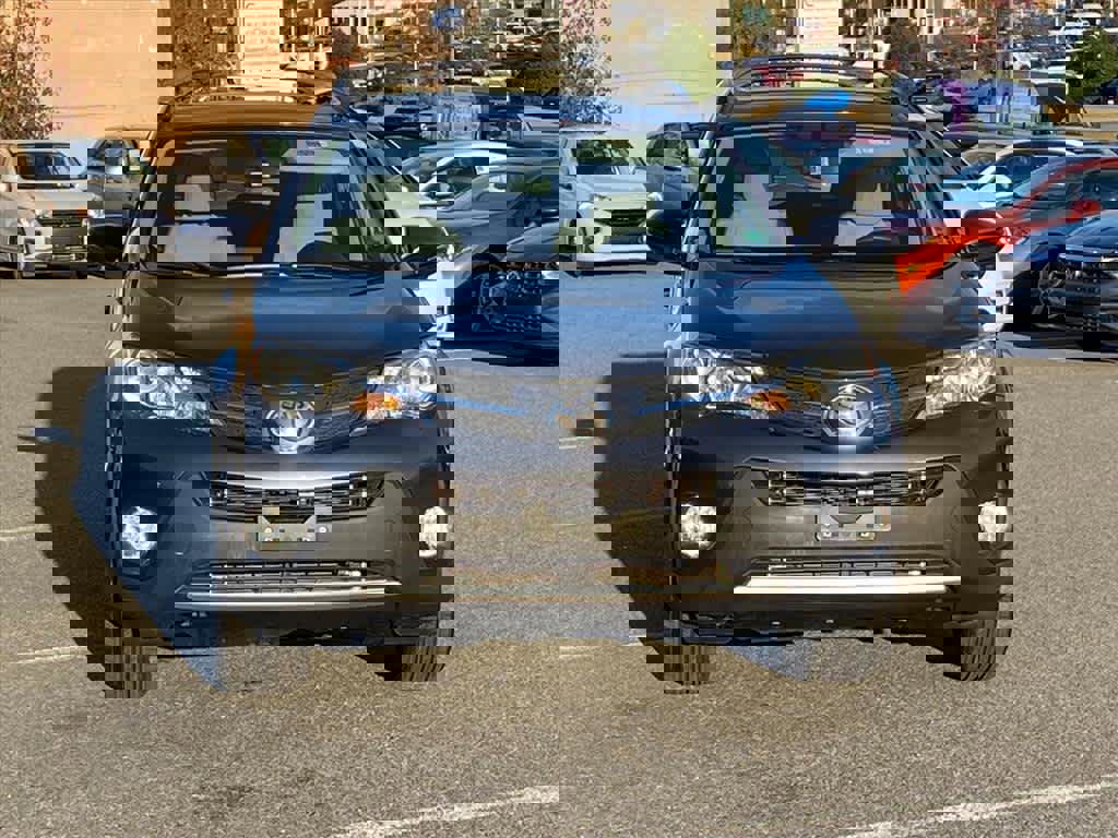 Used 2014 Toyota RAV4 XLE image 7