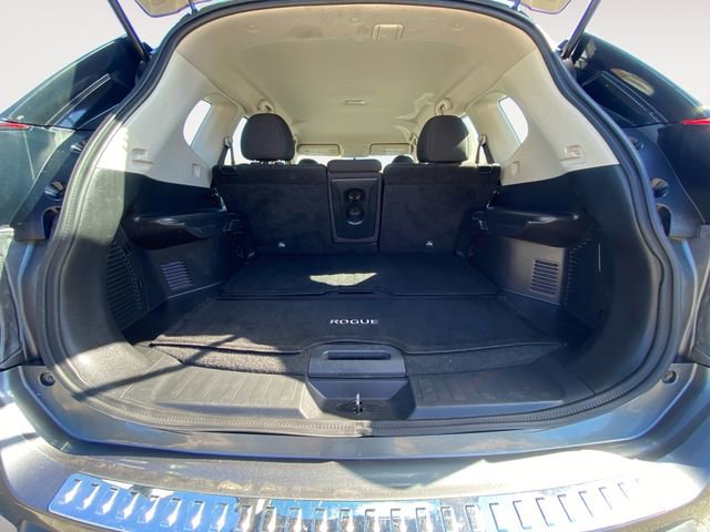 Used 2018 Nissan Rogue S image 29