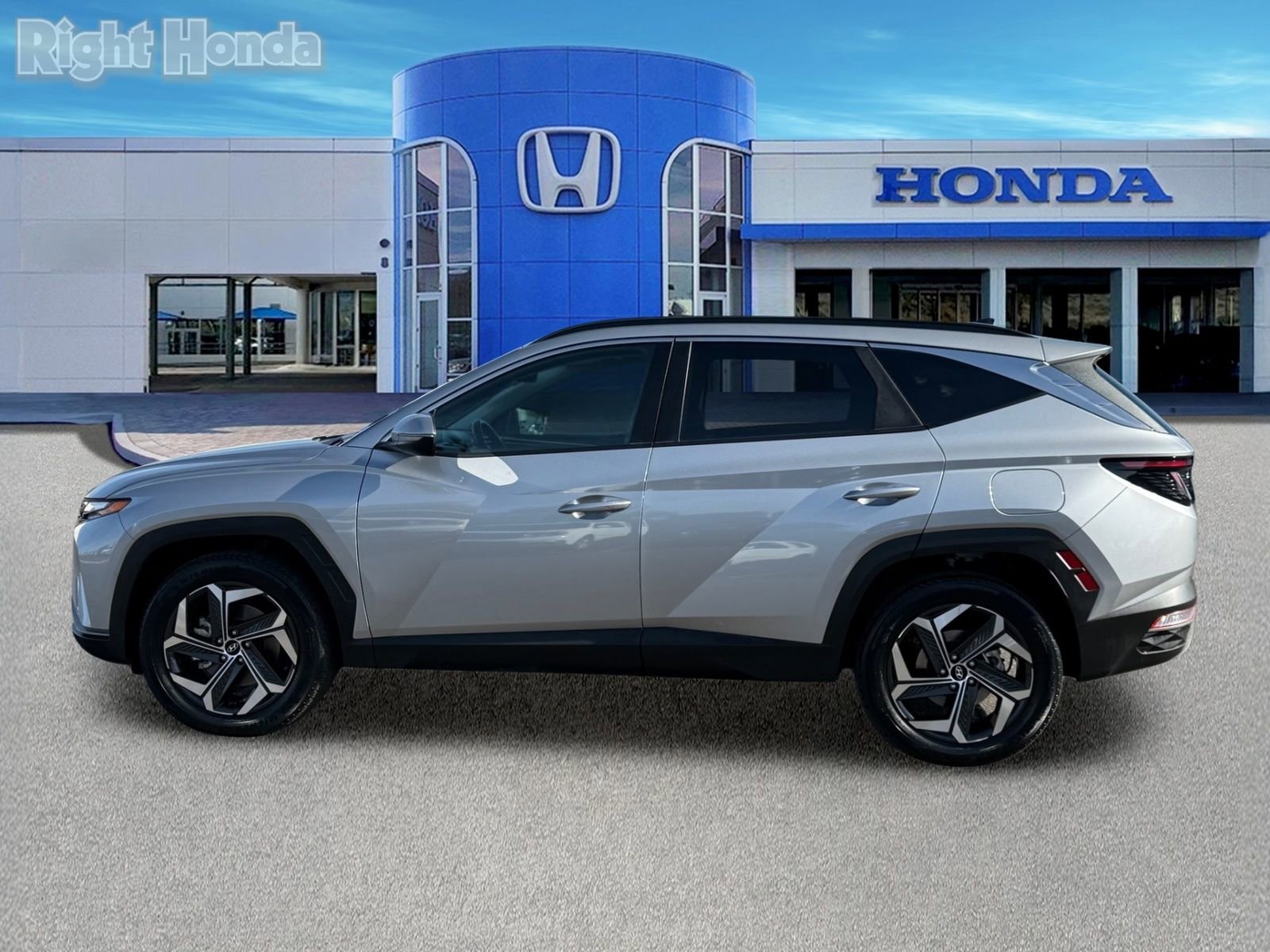 Used 2023 Hyundai Tucson SEL w/ Cargo Package AWD/4WD image 7