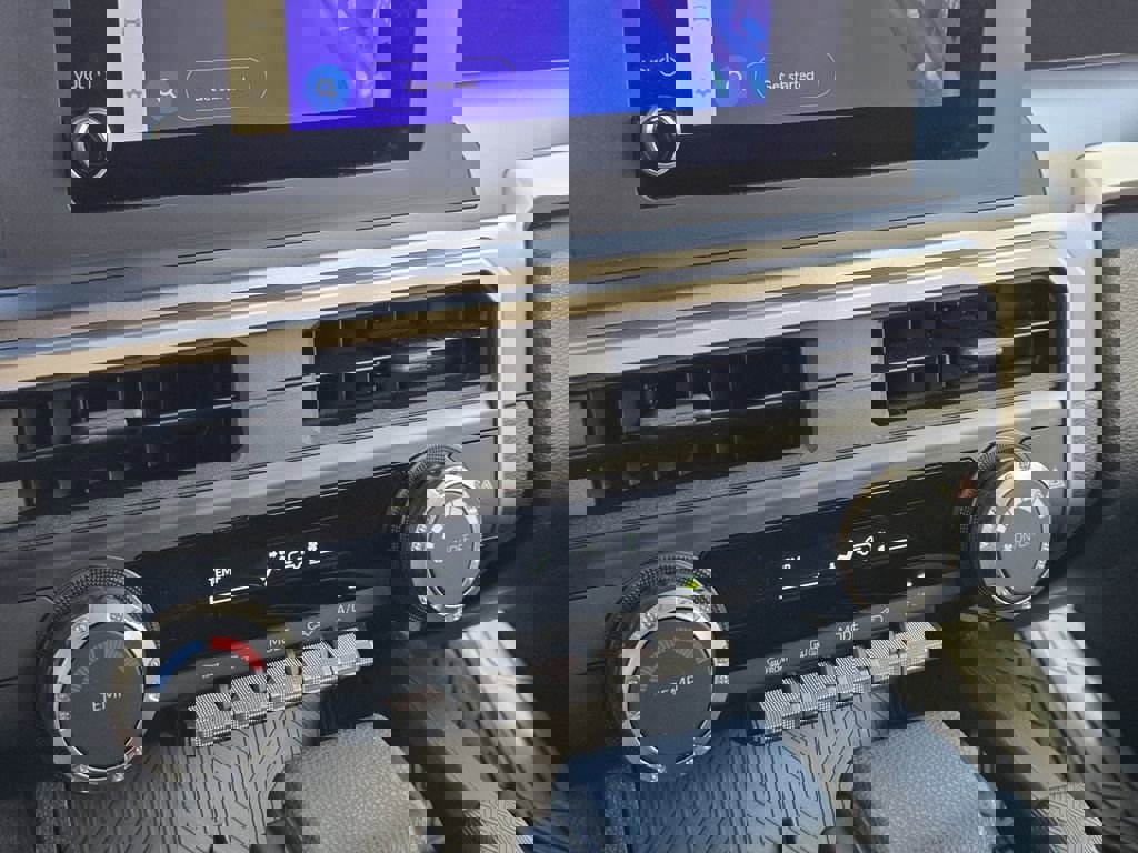 Used 2025 Toyota 4Runner SR5 image 12